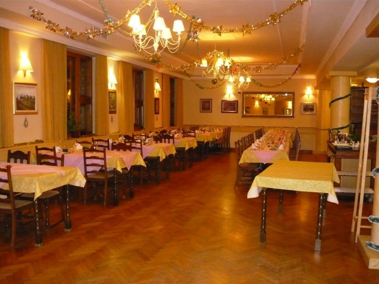 Polzevo Hotell Visnja Gora Exteriör bild