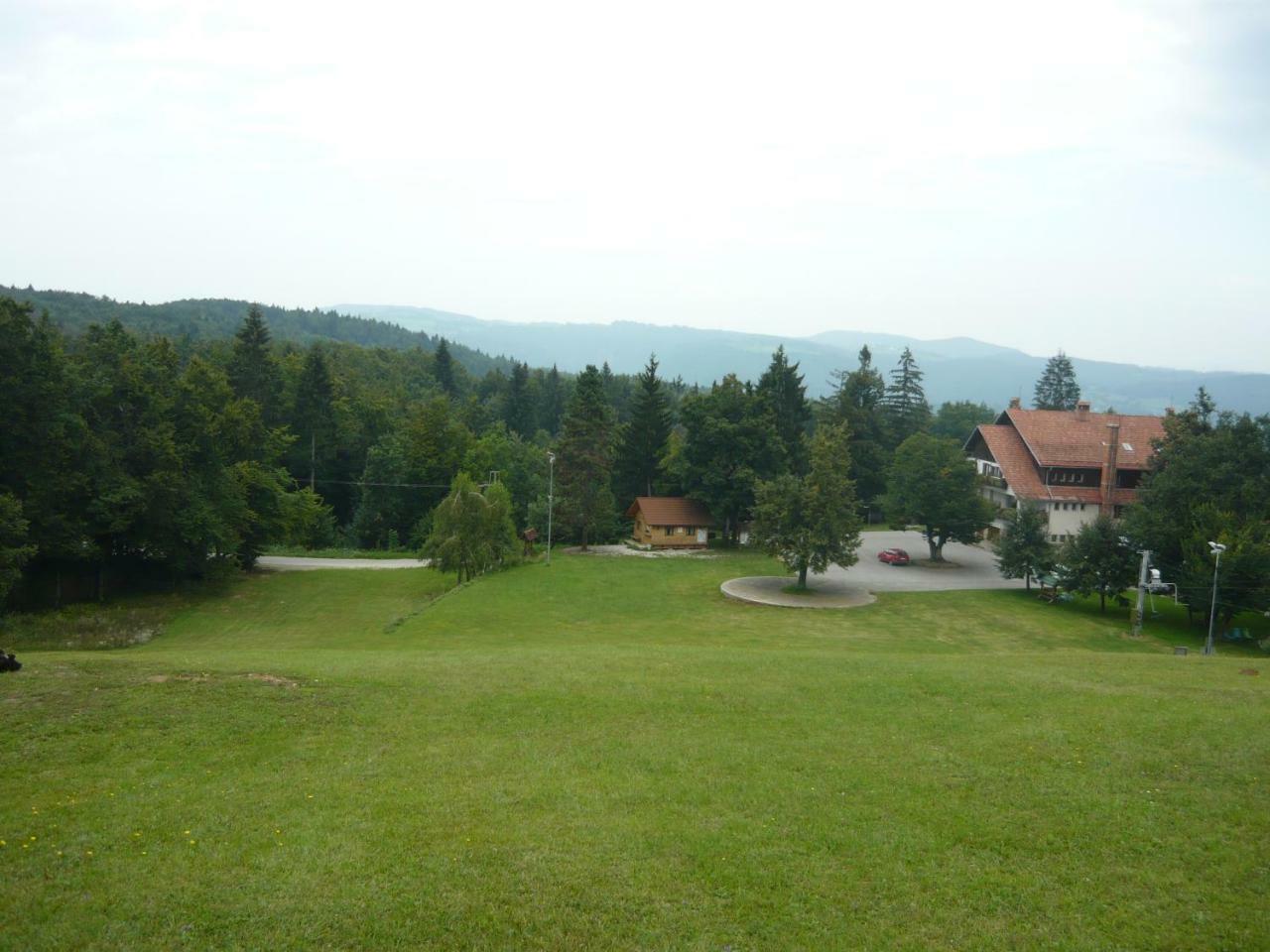 Polzevo Hotell Visnja Gora Exteriör bild